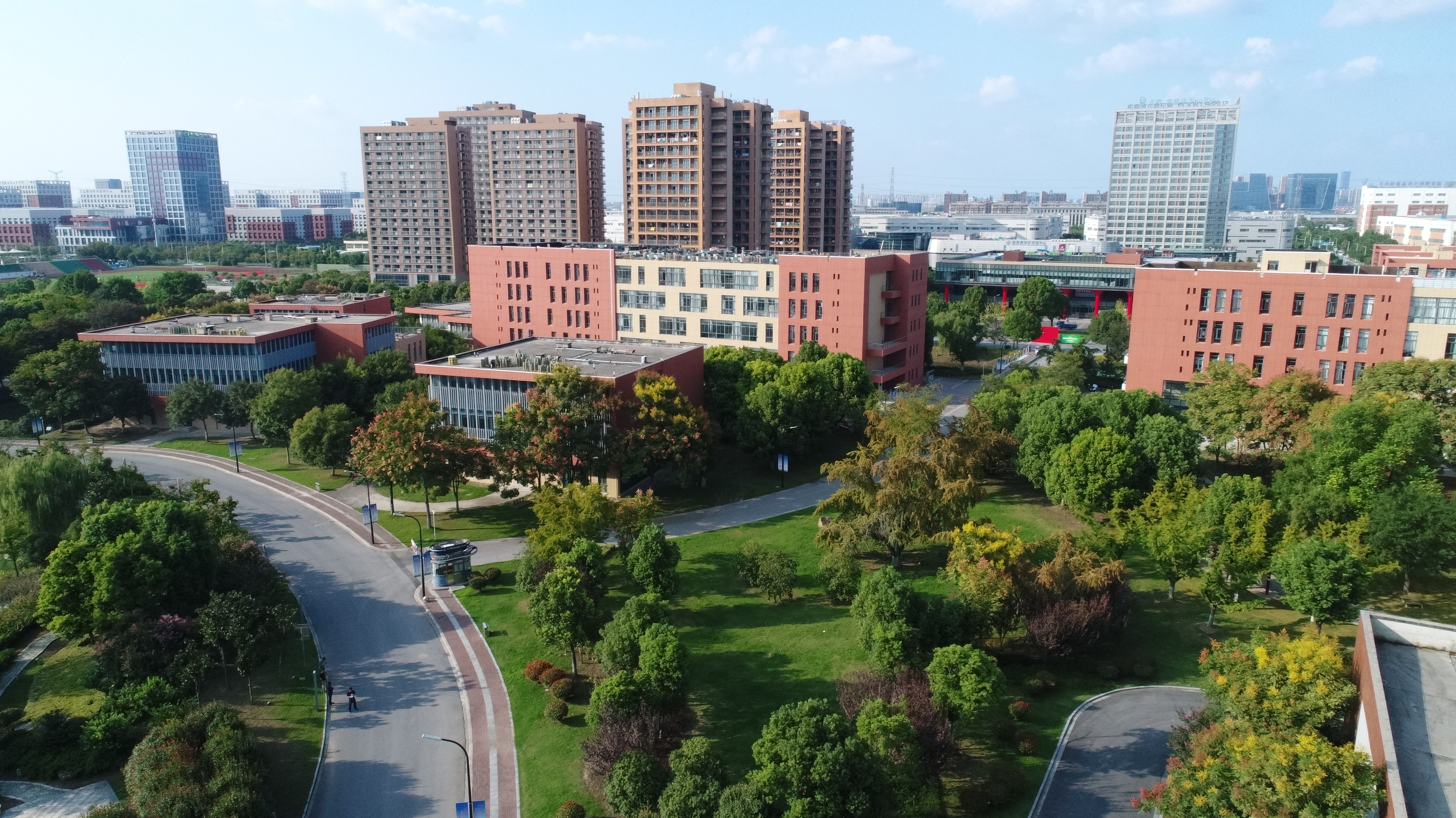 航拍校园美景-南京中医药大学翰林学院后勤管理处